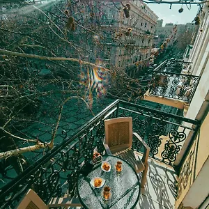 https://nizami-boutique-by-la-casa.aboutbakuhotels.com