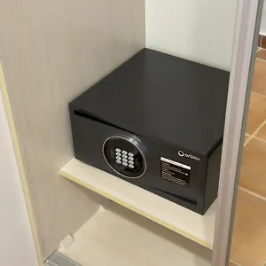 https://art-baku.aboutbakuhotels.com
